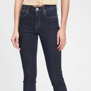 Gap True Skinny Jeans